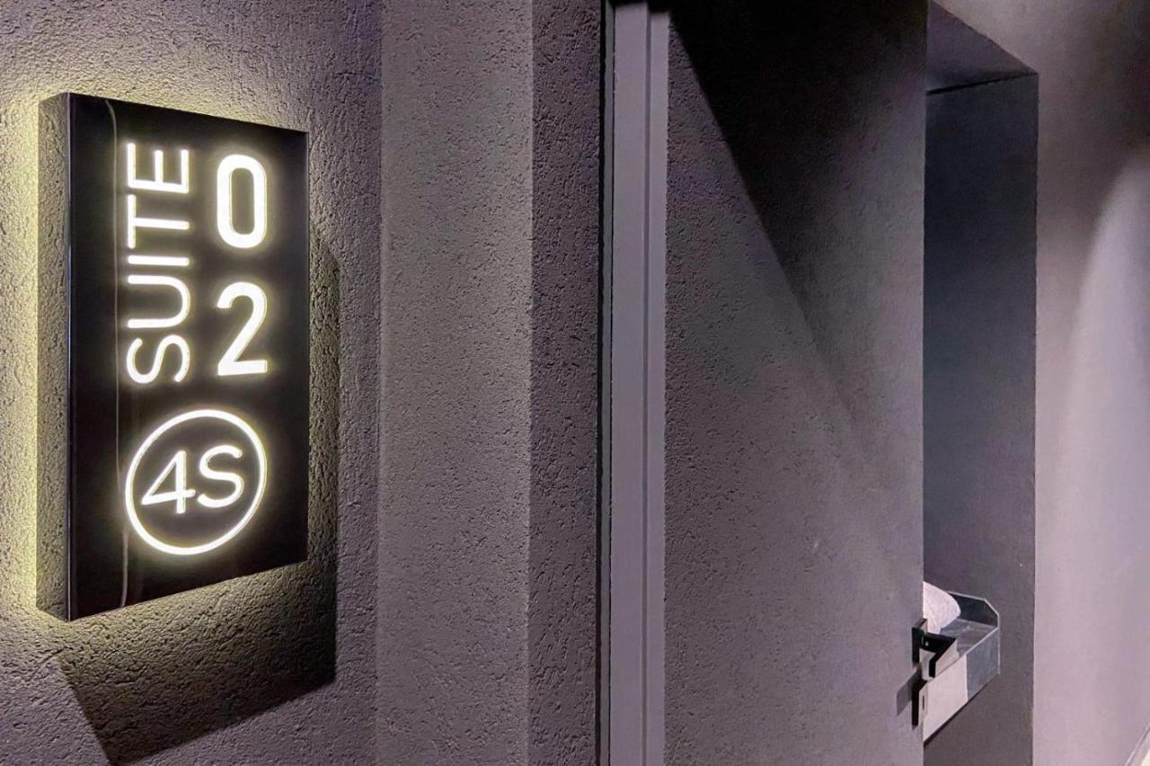 4 Suites " Unconventional Living Rooms " Κατάνια Εξωτερικό φωτογραφία