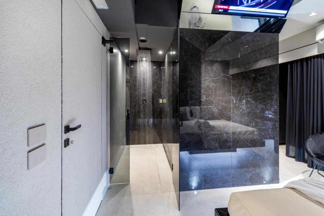 4 Suites " Unconventional Living Rooms " Κατάνια Εξωτερικό φωτογραφία