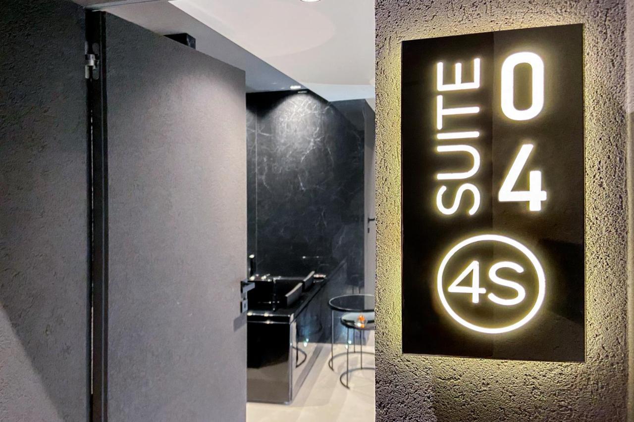 4 Suites " Unconventional Living Rooms " Κατάνια Εξωτερικό φωτογραφία