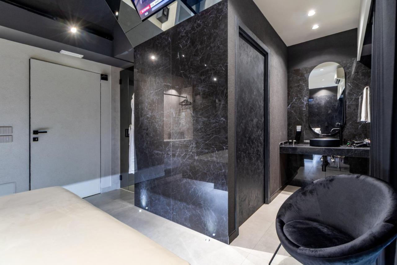 4 Suites " Unconventional Living Rooms " Κατάνια Εξωτερικό φωτογραφία