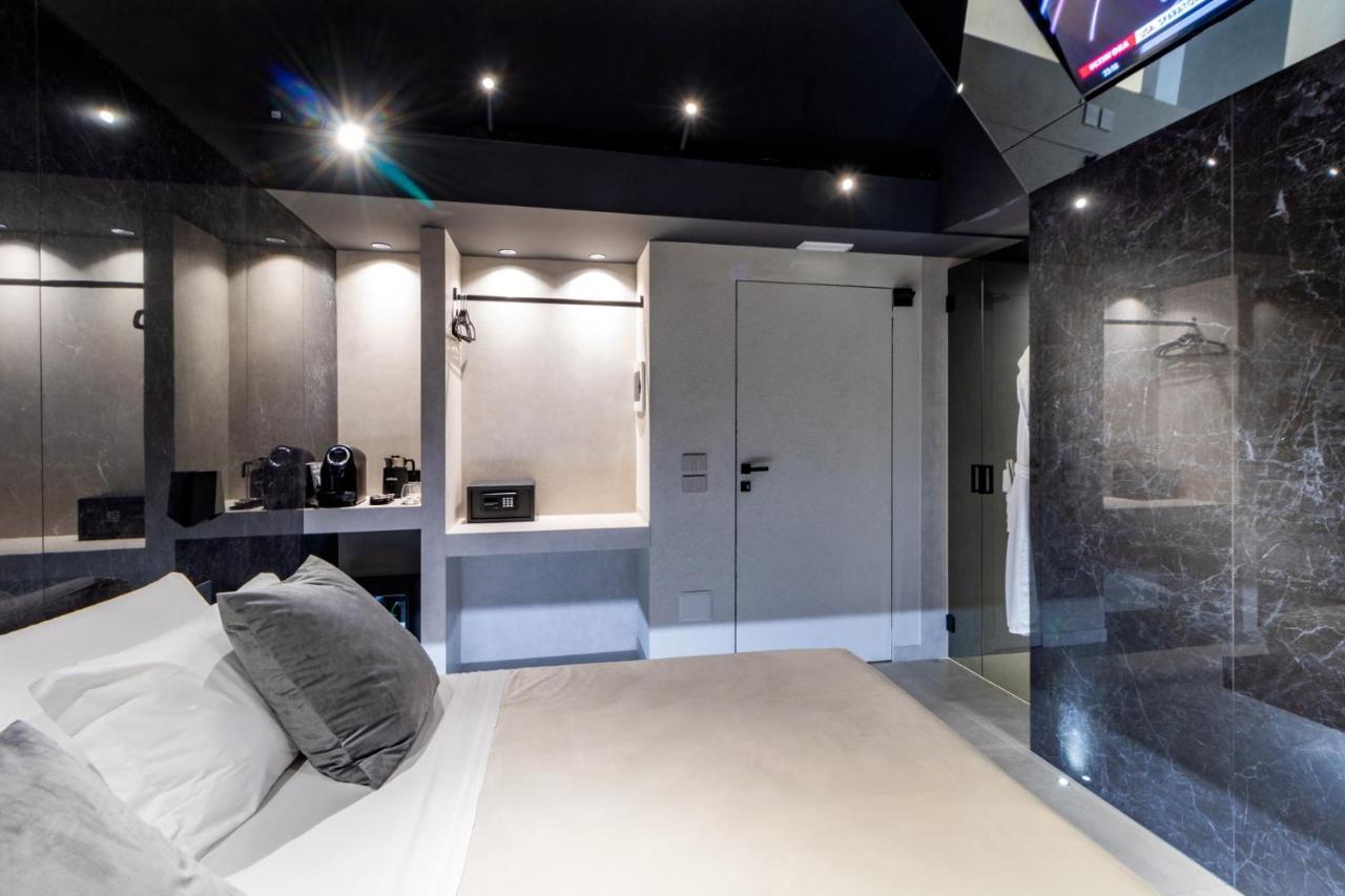 4 Suites " Unconventional Living Rooms " Κατάνια Εξωτερικό φωτογραφία