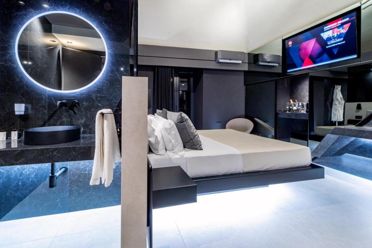 4 Suites " Unconventional Living Rooms " Κατάνια Εξωτερικό φωτογραφία