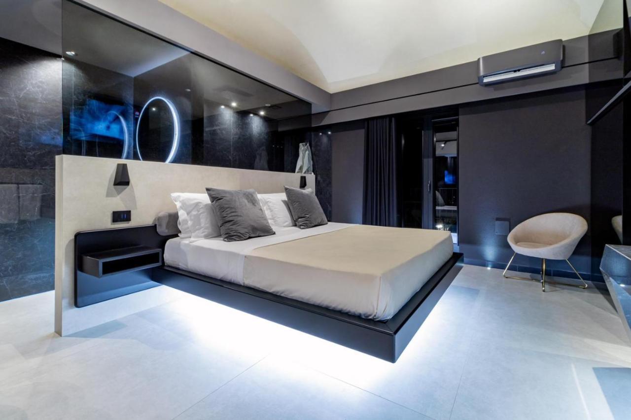4 Suites " Unconventional Living Rooms " Κατάνια Εξωτερικό φωτογραφία