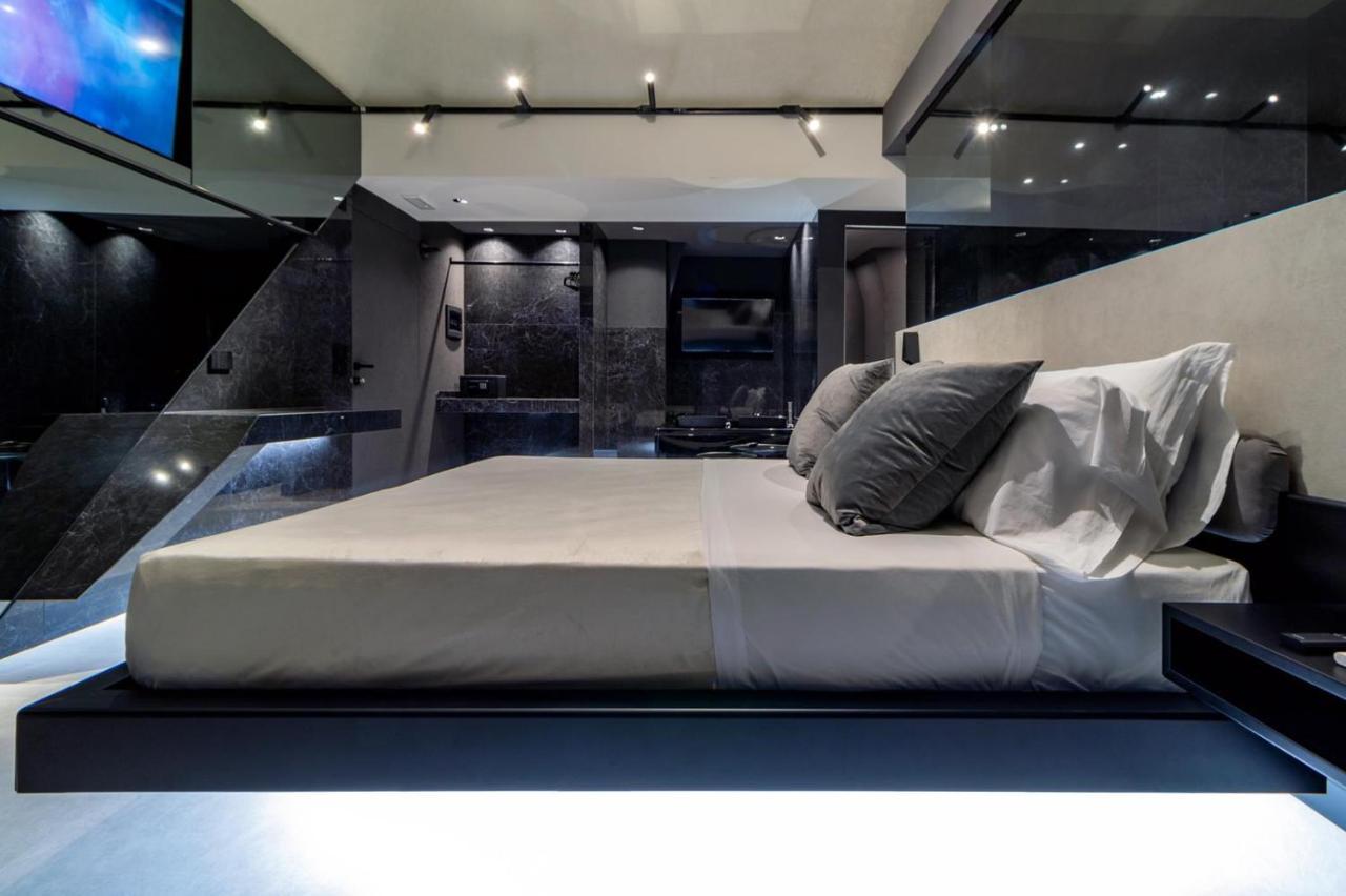4 Suites " Unconventional Living Rooms " Κατάνια Εξωτερικό φωτογραφία