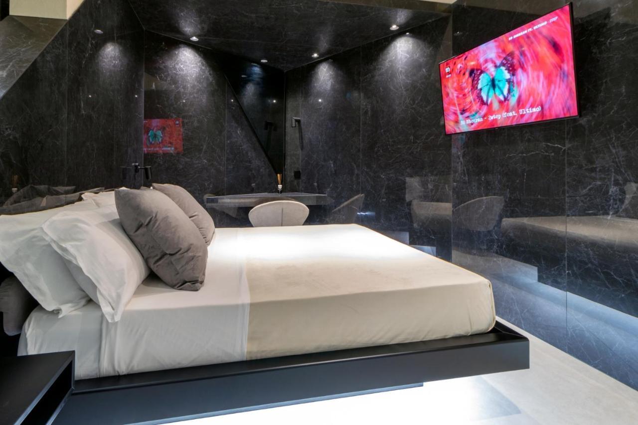 4 Suites " Unconventional Living Rooms " Κατάνια Εξωτερικό φωτογραφία
